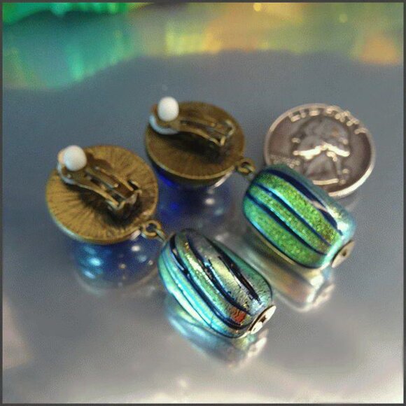 Art Glass Cobalt Electric Green Glass Italian Clip Earrings 17056 - Picture 6 of 6